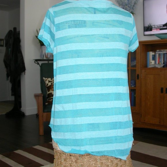 Hi/Low T-shirts - 3 - Picture 10 of 16